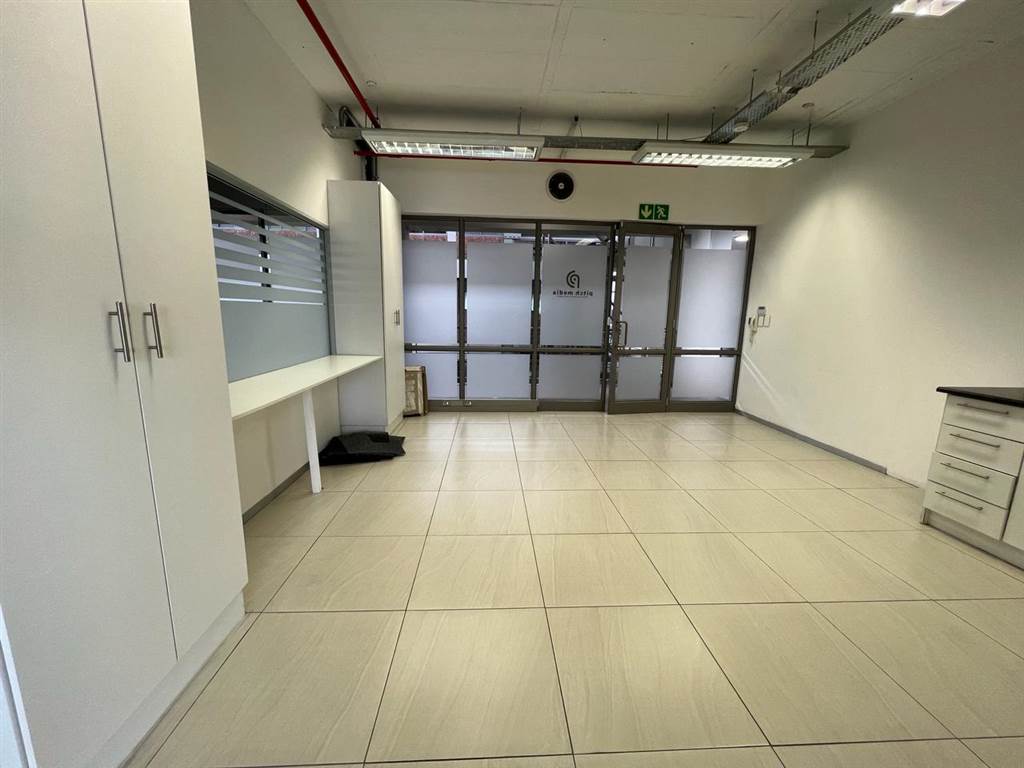 96  m² Commercial space in Parklands photo number 6