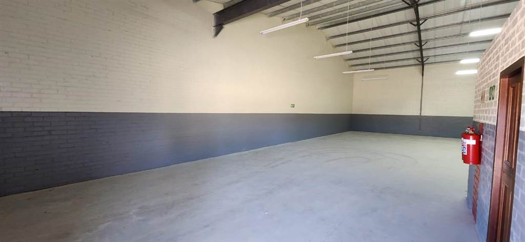 200  m² Industrial space in Wellington Central photo number 9