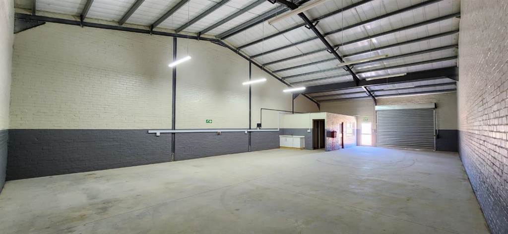 200  m² Industrial space in Wellington Central photo number 5