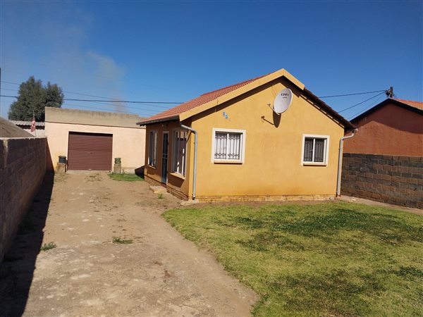 2 Bedroom House 2 Bedroom House