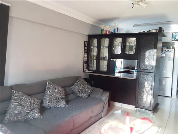 3 Bed Apartment in Parkside