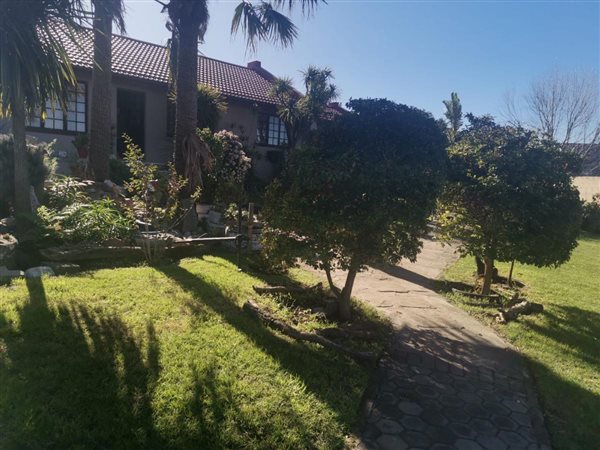3 Bedroom House 3 Bedroom House
