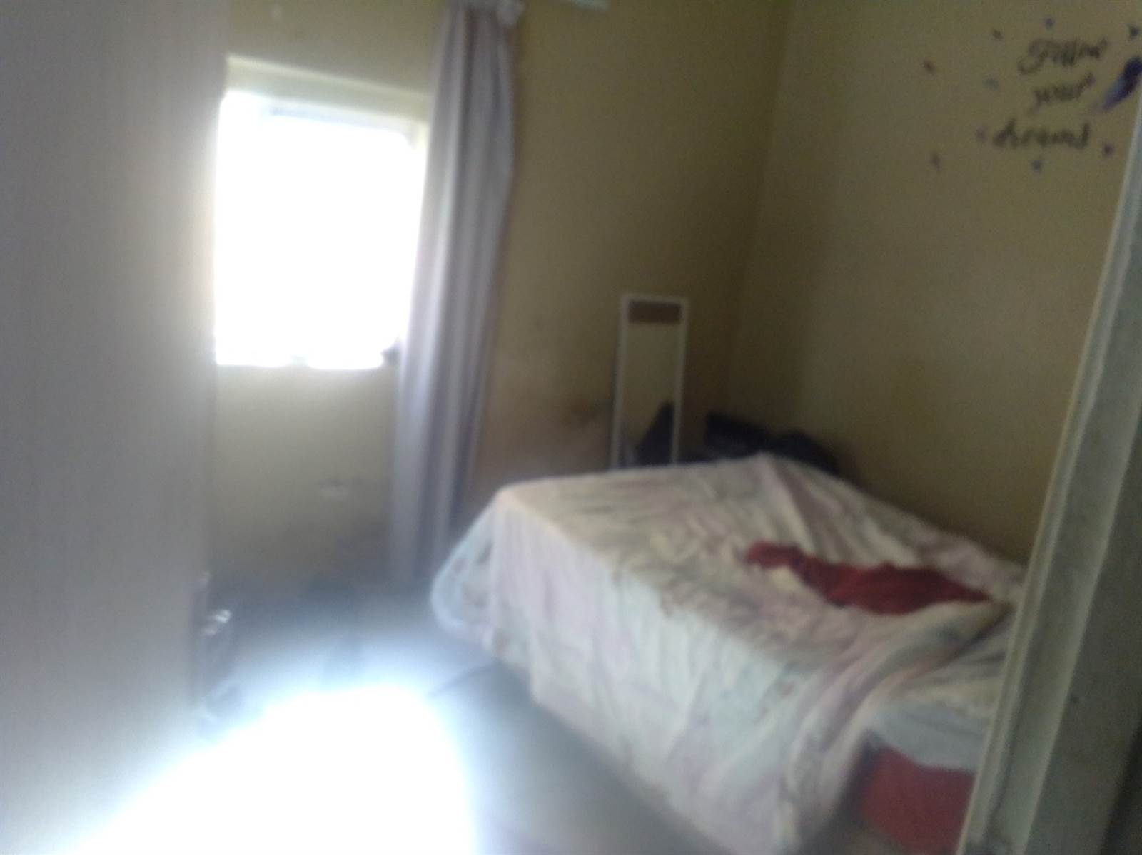 10 Bed House in Southernwood photo number 13