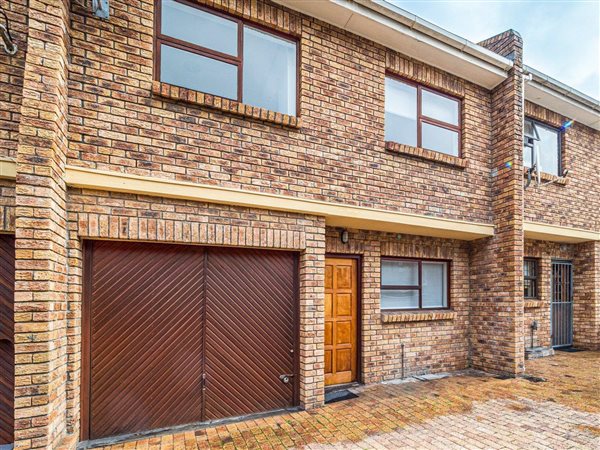 3 Bed Townhouse