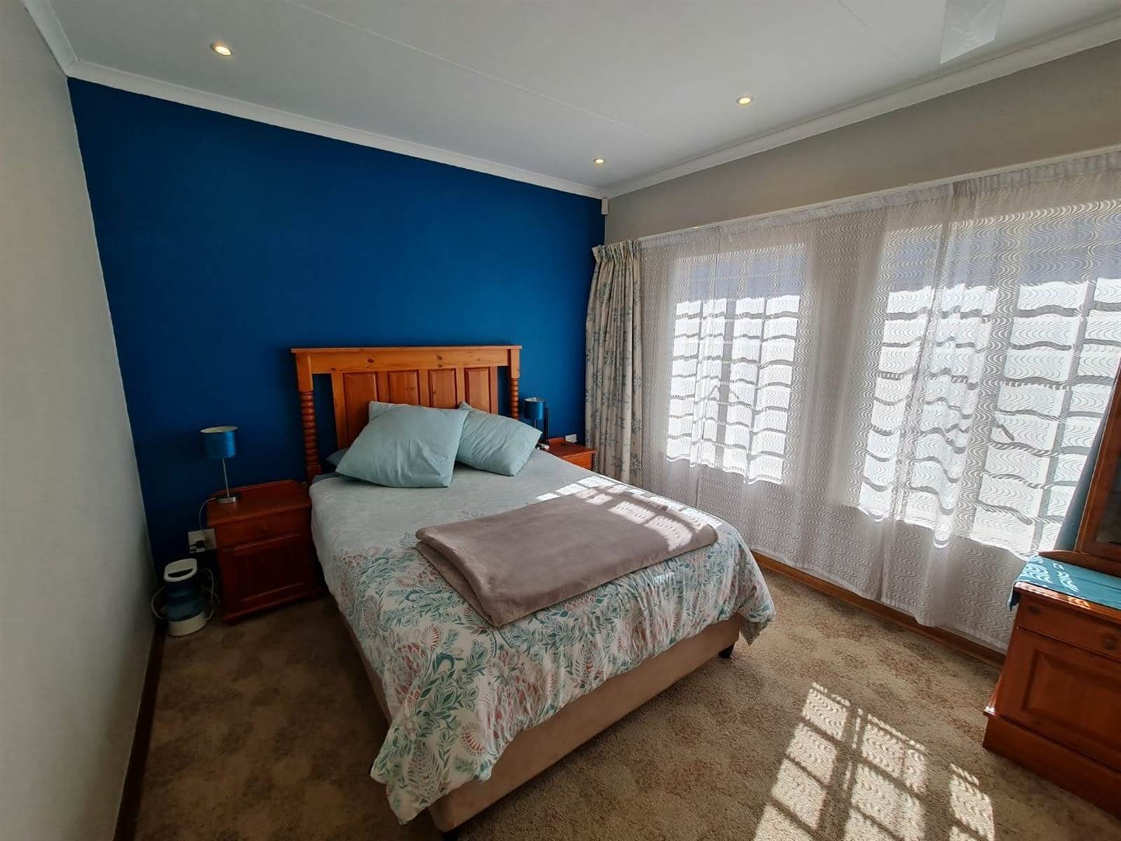 3 Bed House in Garsfontein photo number 14