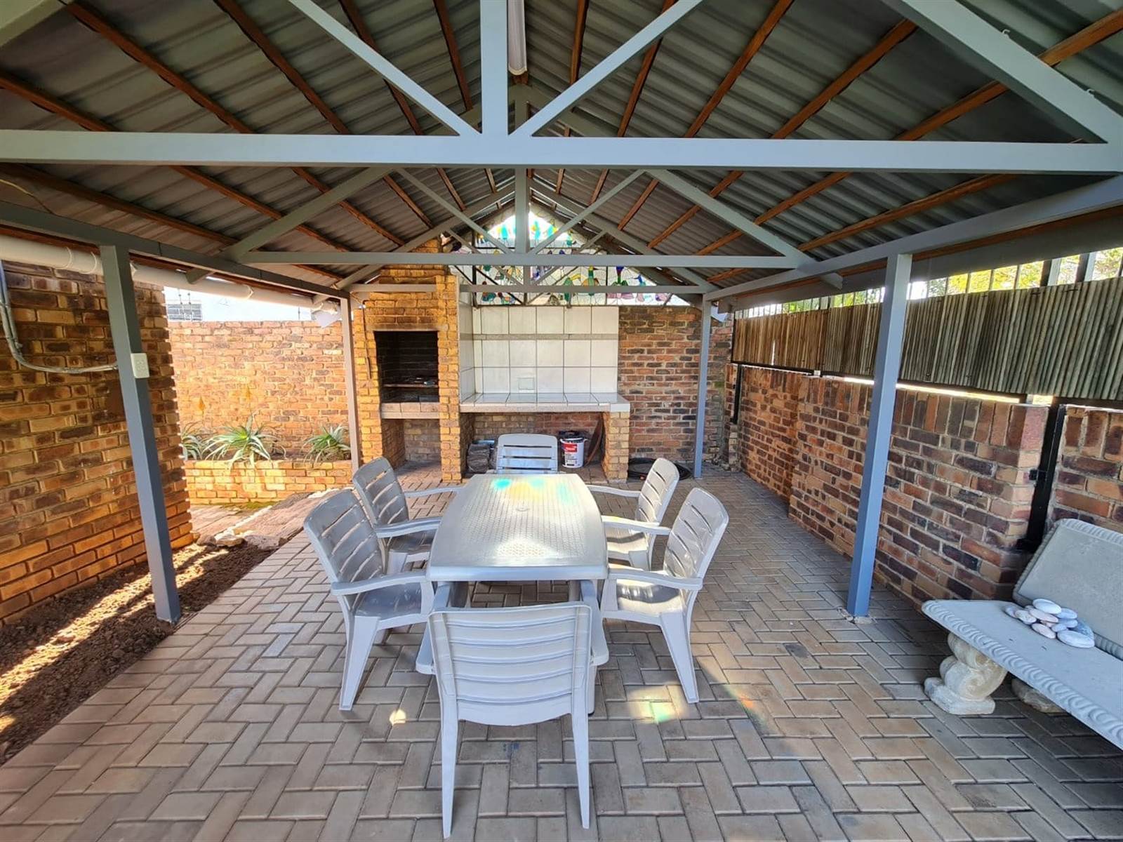 3 Bed House in Garsfontein photo number 4