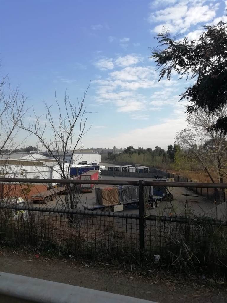 34878  m² Industrial space in Elandsfontein AH photo number 15