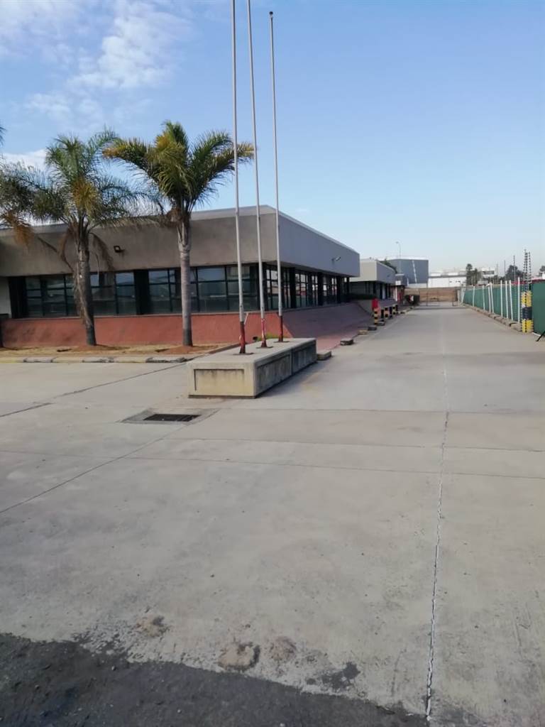 34878  m² Industrial space in Elandsfontein AH photo number 11