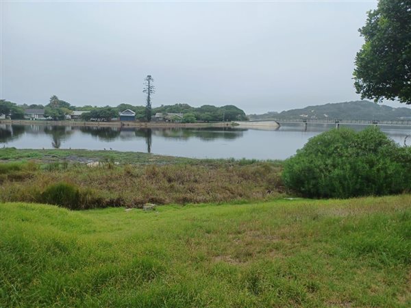776 m² Land available in Great Brak River