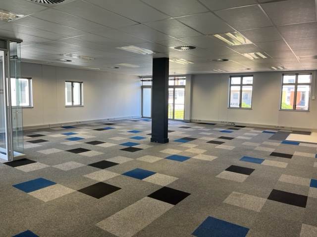 223  m² Office Space in Century City photo number 5