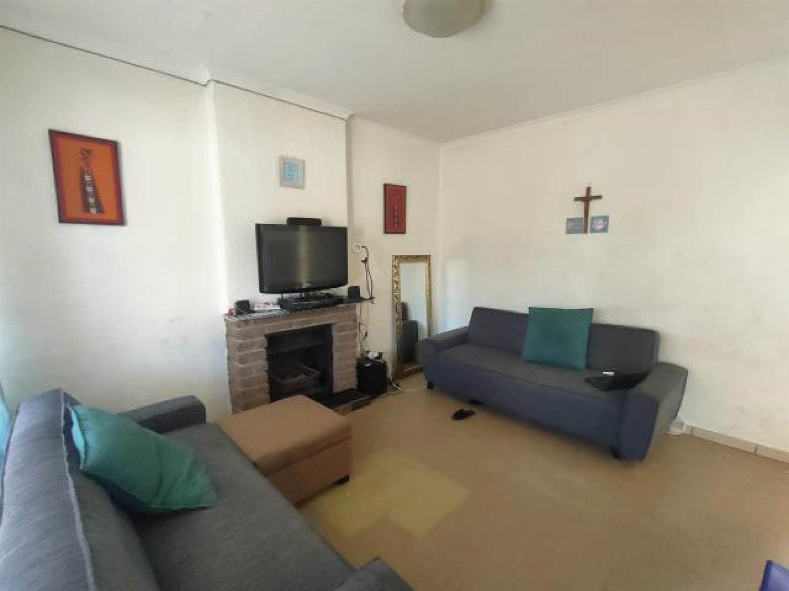 1 Bed House in Annadale photo number 3