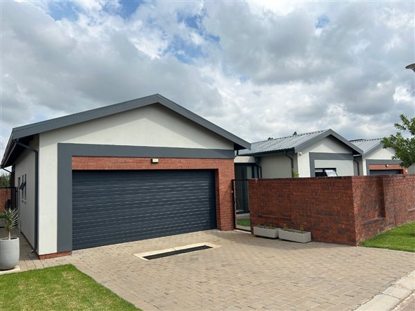 3 Bedroom House 3 Bedroom House