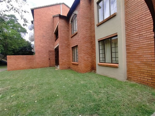 3 Bedroom Apartment 3 Bedroom Apartment