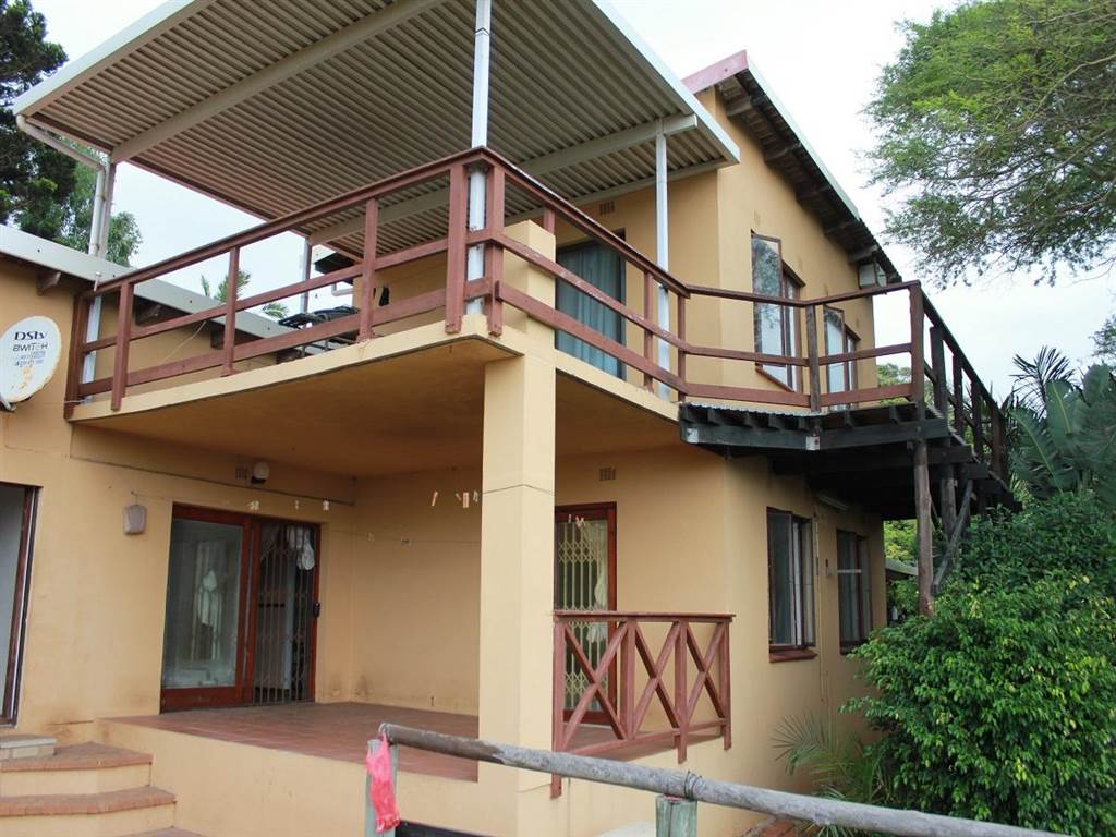 3 Bed House in Umkomaas photo number 2