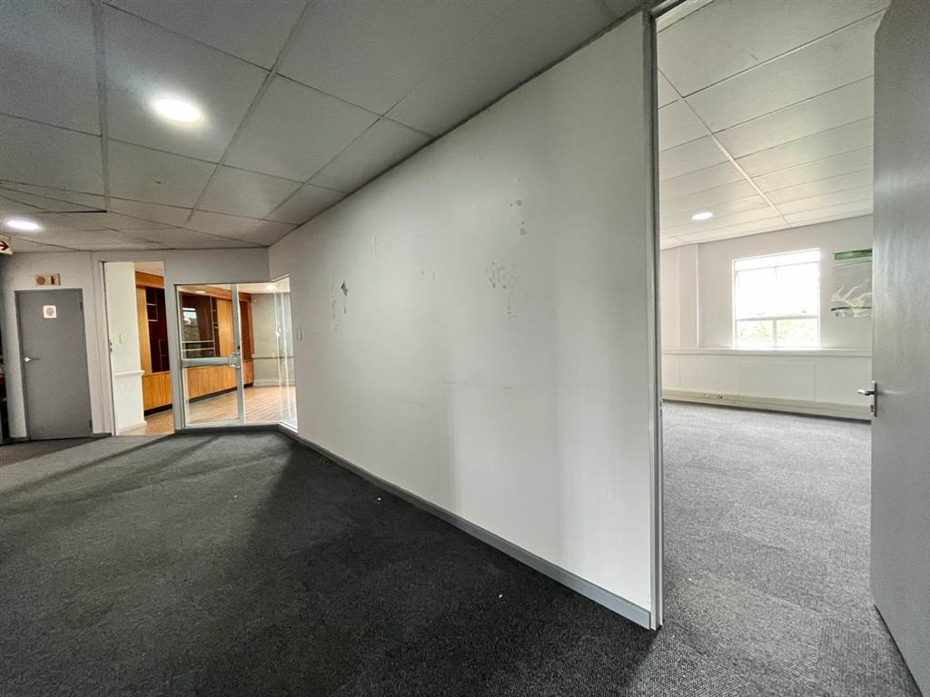 310  m² Commercial space in Fourways photo number 5