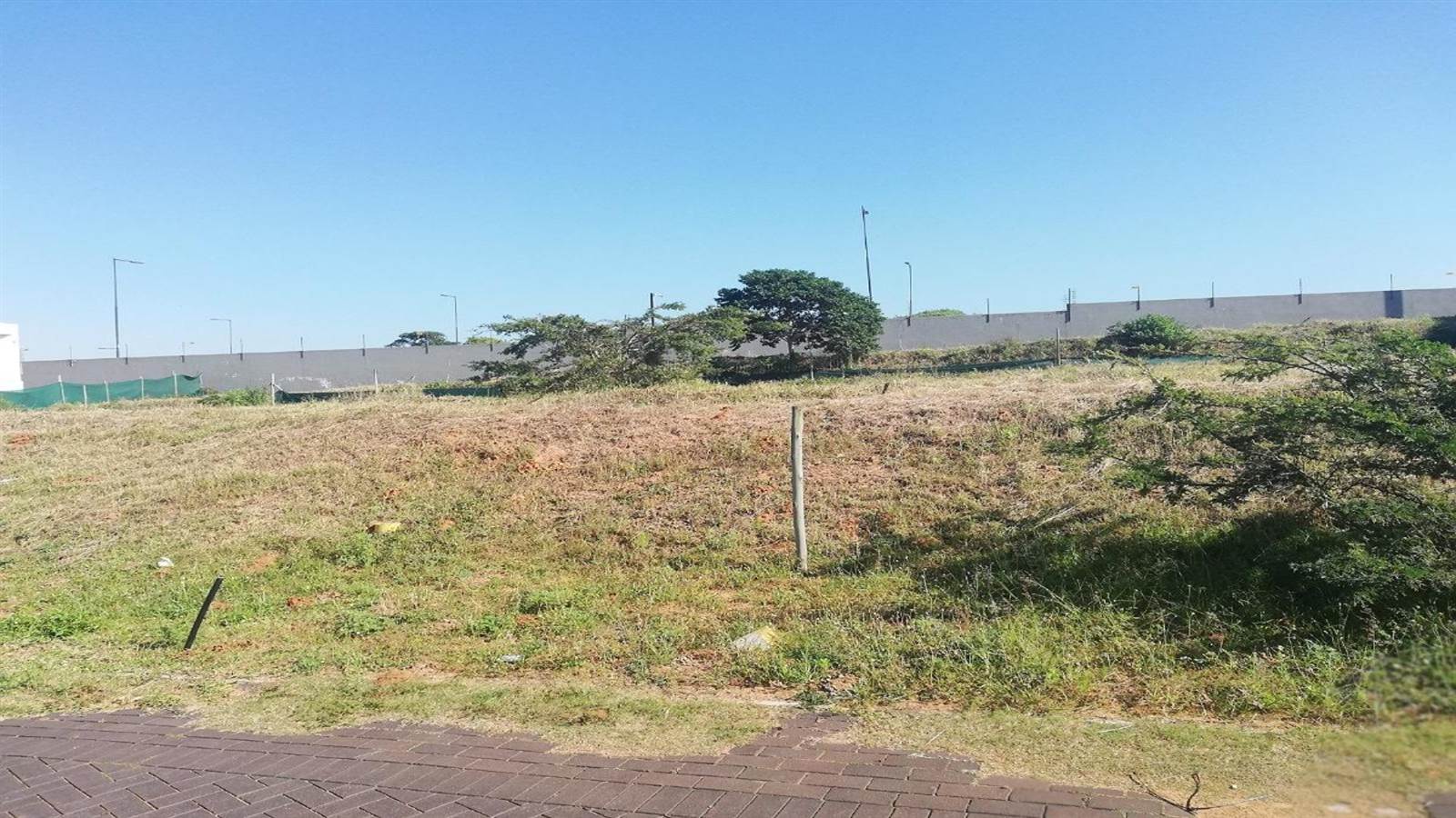 1011 m² Land available in Sibaya Precinct photo number 14
