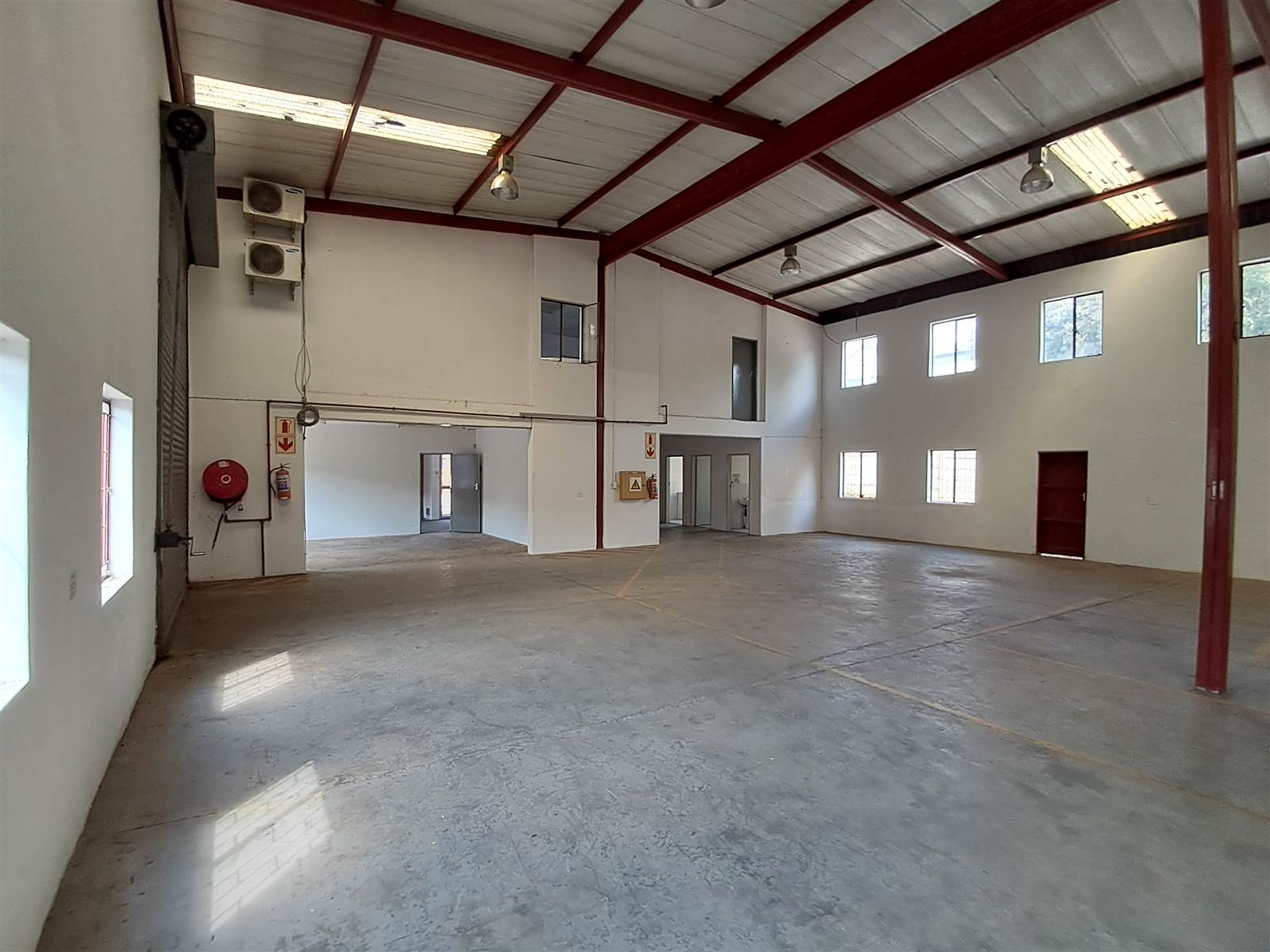 822  m² Industrial space in Kya Sands photo number 10