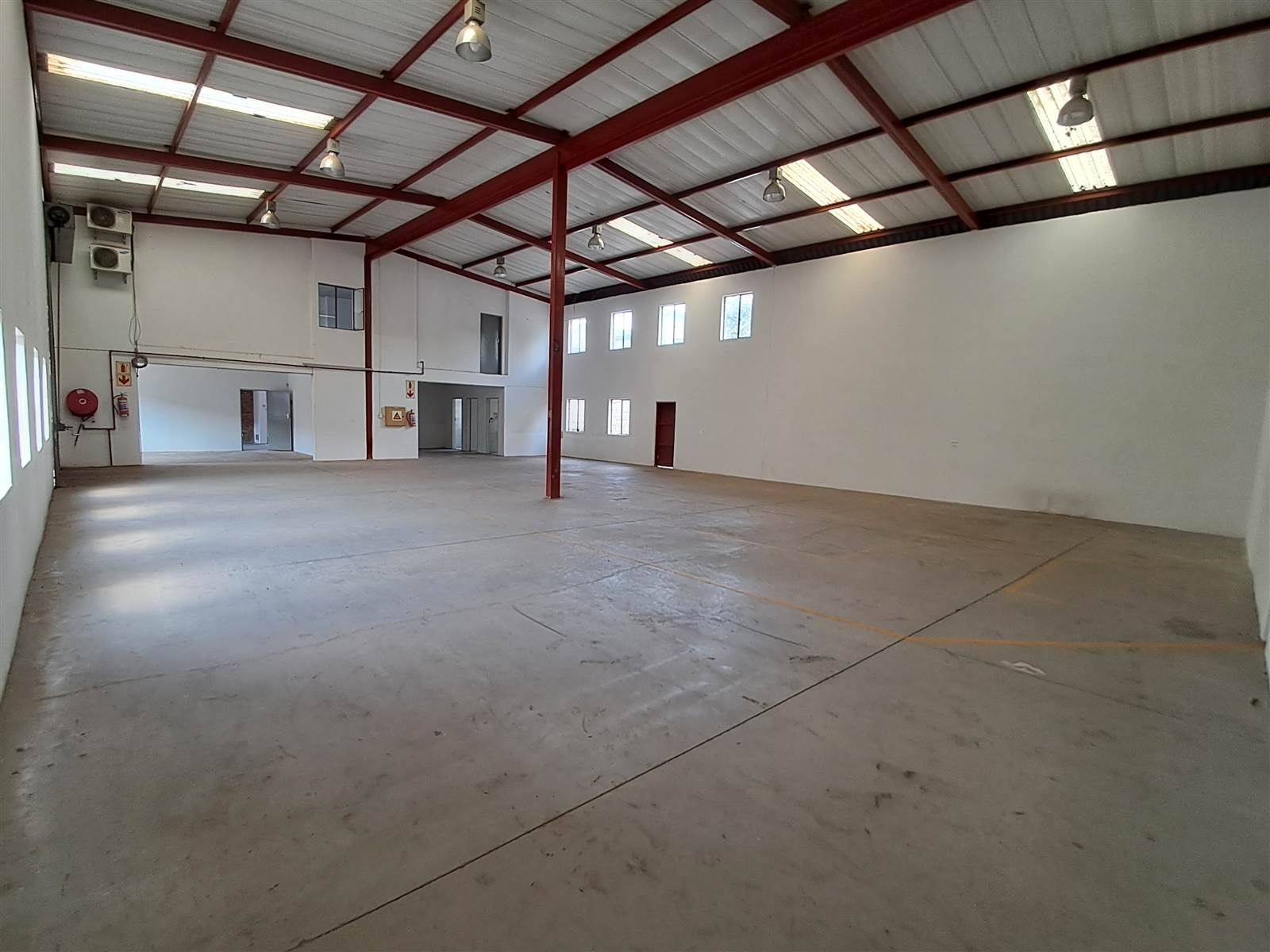 822  m² Industrial space in Kya Sands photo number 11