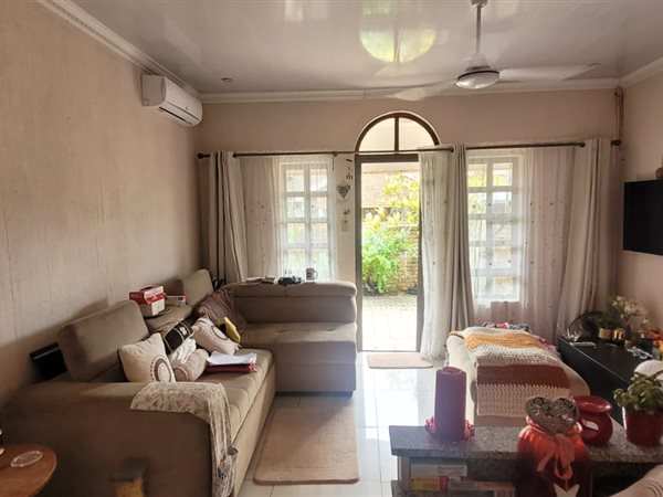 3 Bedroom Simplex 3 Bedroom Simplex