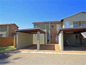 3 Bed Townhouse in Lephalale (Ellisras)