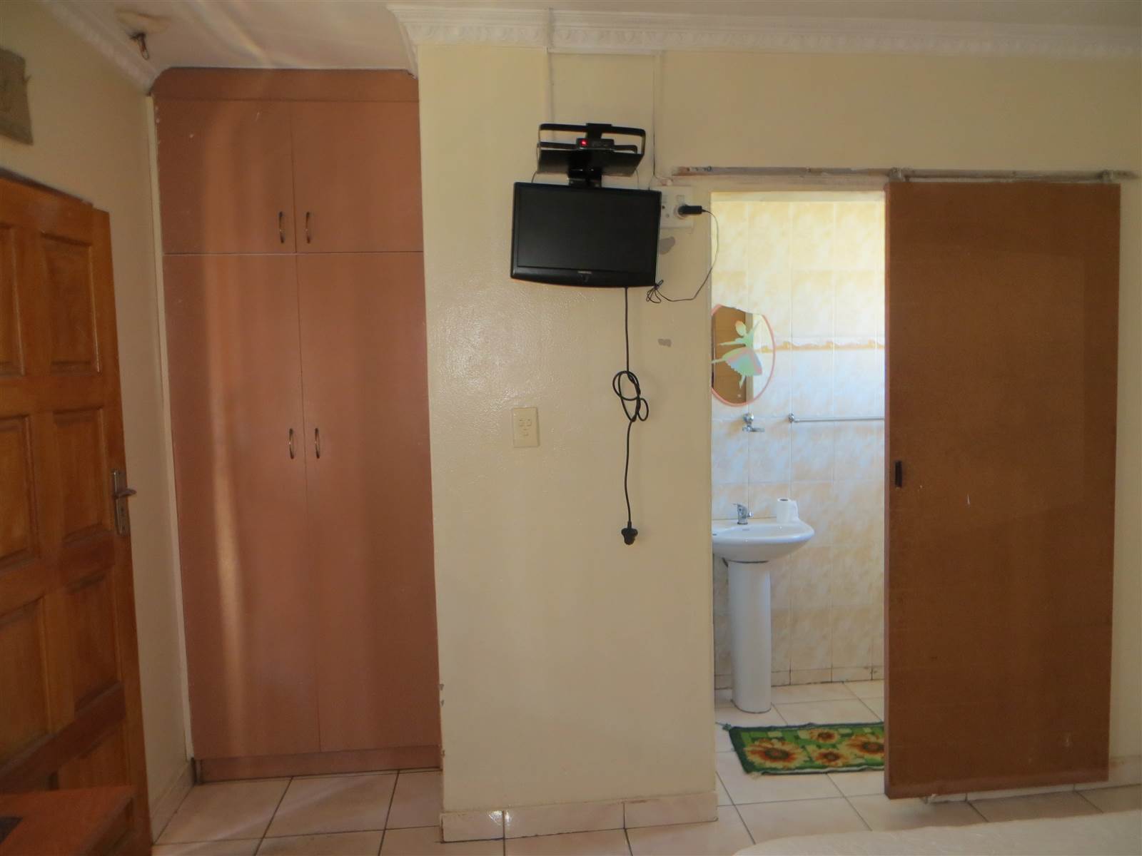 1 Bed House in Carletonville photo number 11