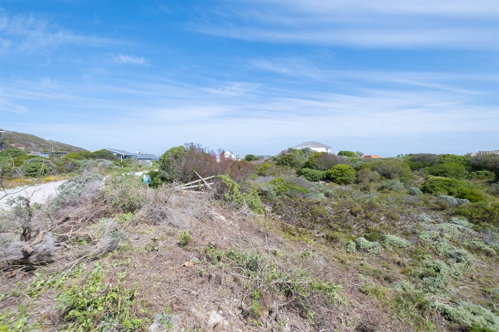 741 m² Land available in Suiderstrand photo number 4