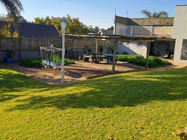 1 Bedroom Garden Cottage