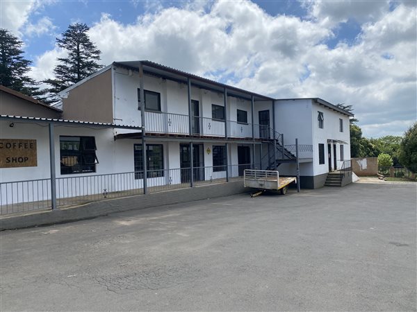 80  m² Commercial space in Merrivale