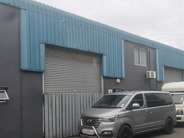 190  m² Commercial space in Umbogintwini