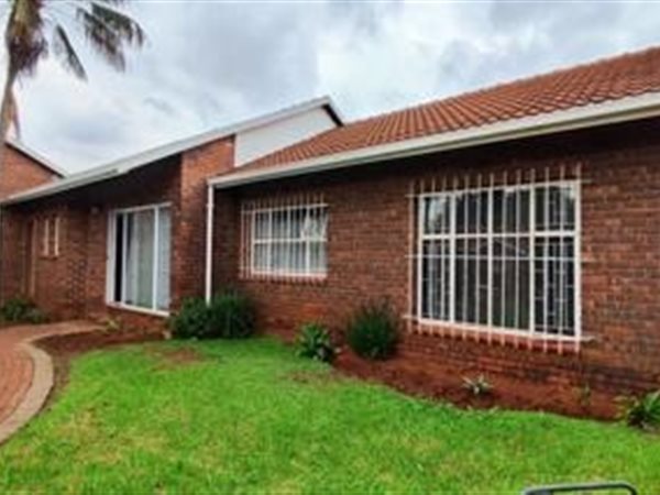 2 Bedroom Townhouse