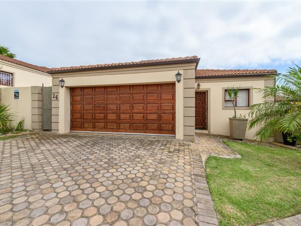 3 Bedroom Townhouse 3 Bedroom Townhouse
