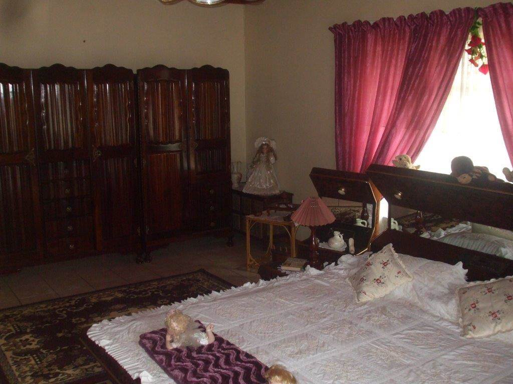 4 Bed House in Graskop photo number 19