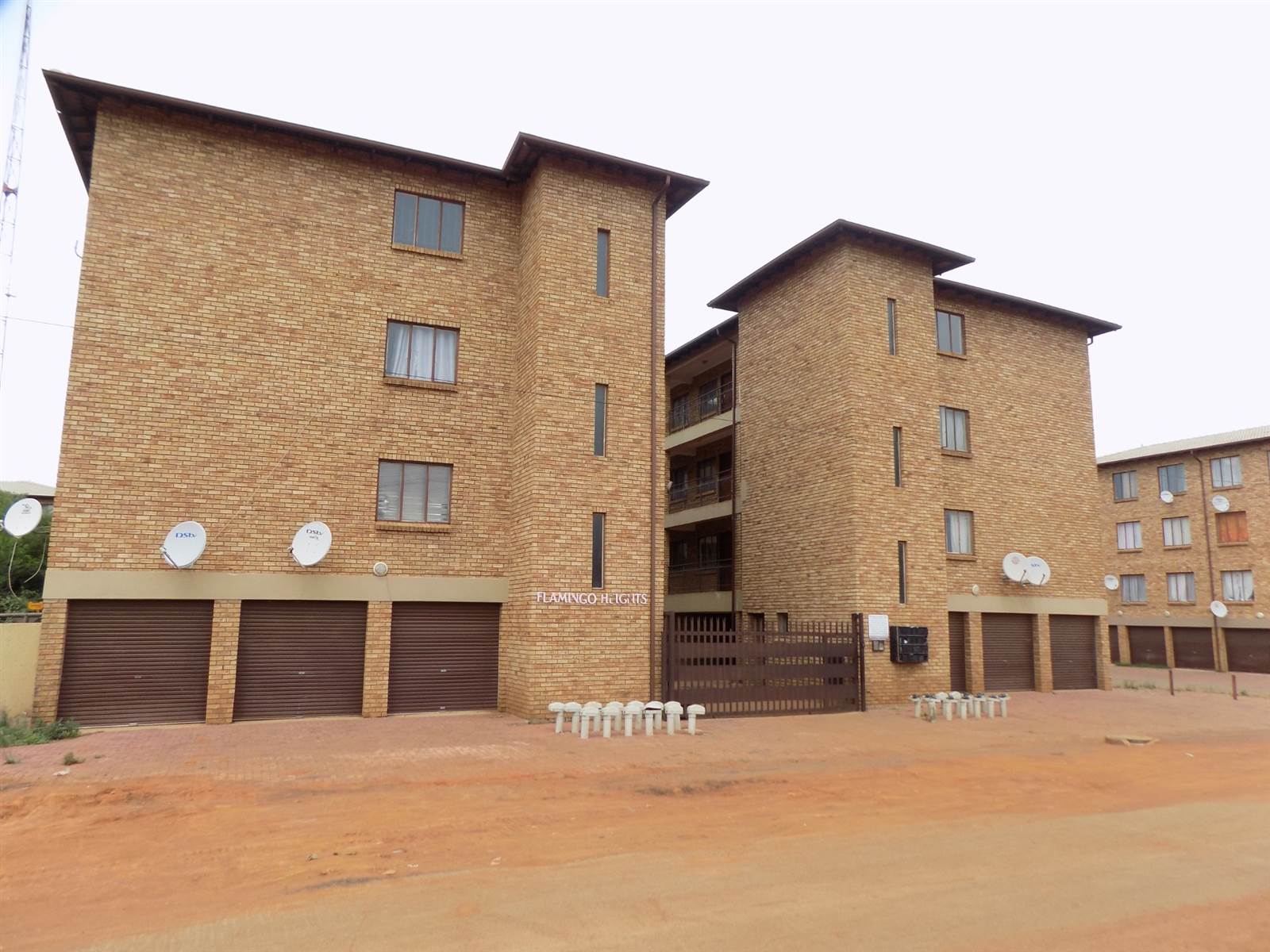 2 Bed Apartment in Randfontein Central photo number 20