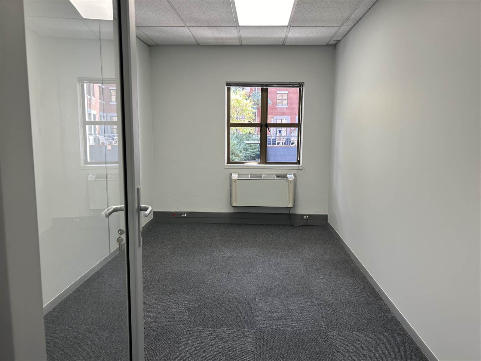 843  m² Commercial space in Woodmead photo number 10