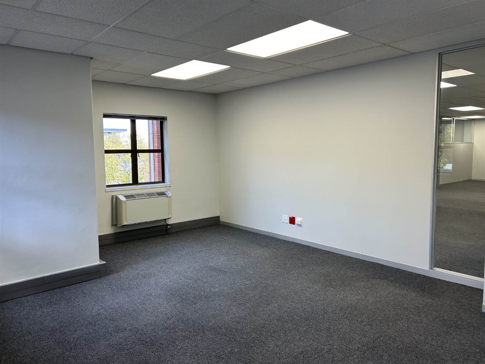 843  m² Commercial space in Woodmead photo number 22