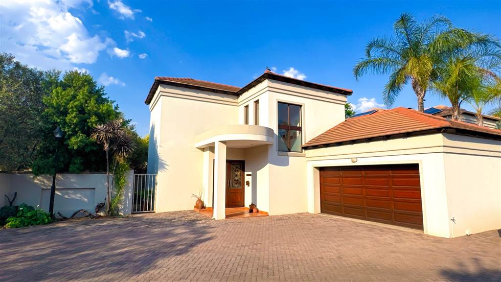 3 Bedroom House 3 Bedroom House