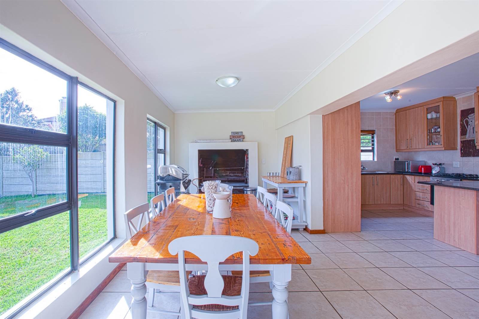 5 Bed House in Pringle Bay photo number 10