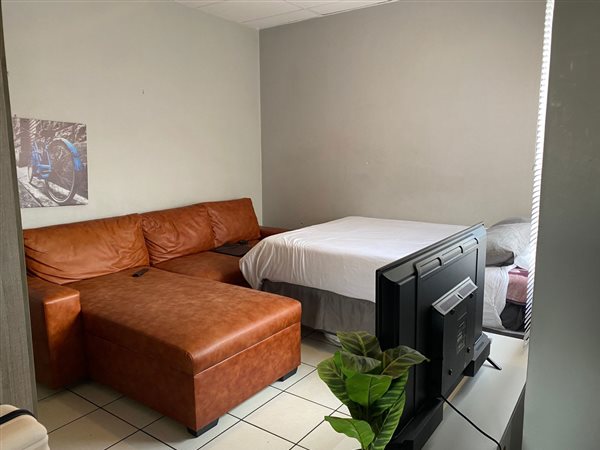 1 Bed Apartment