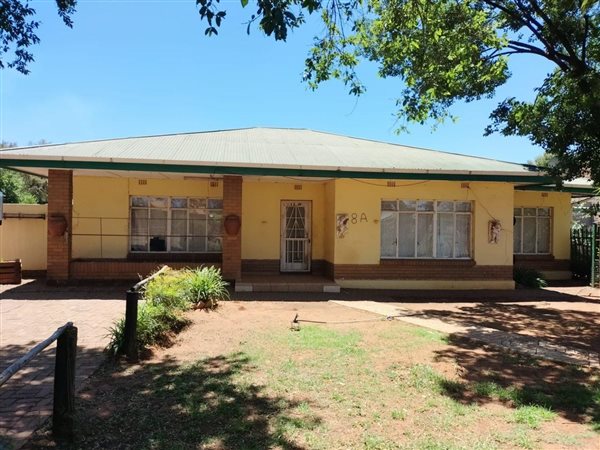 12 Bed House in Meyerton Central