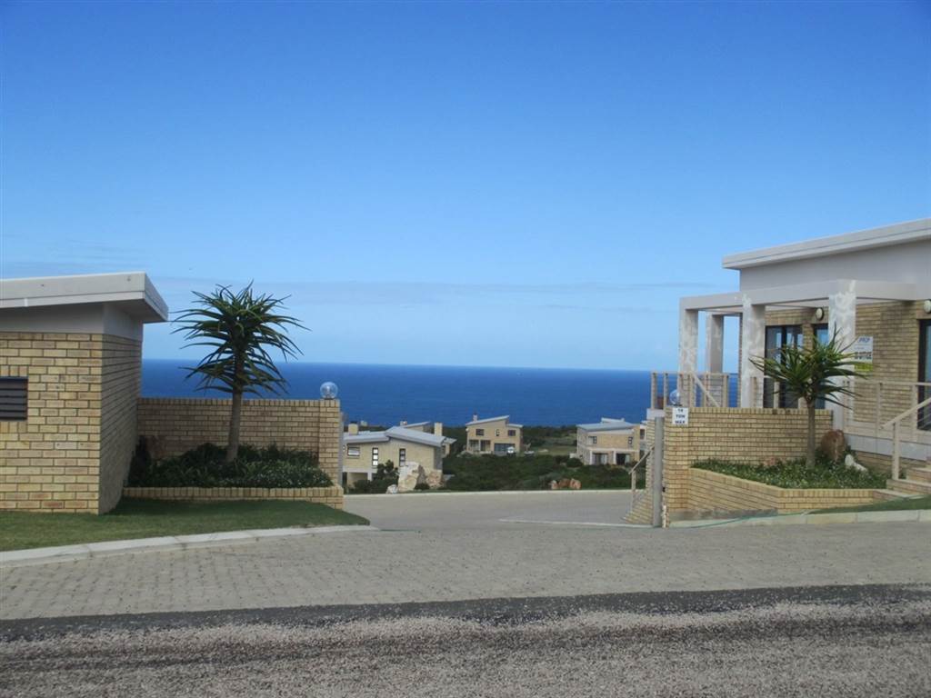 345 m² Land available in Dana Bay photo number 7