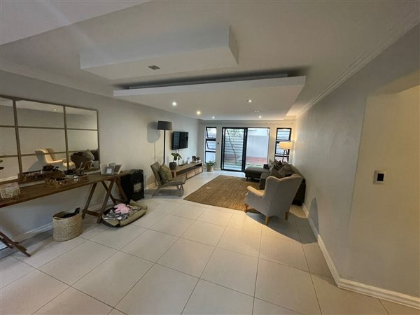 3 Bed Apartment