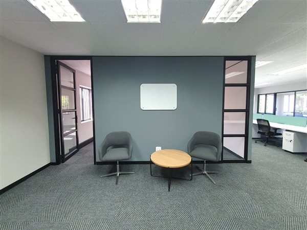 112  m² Office Space