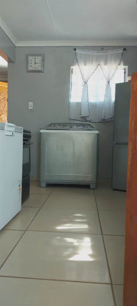3 Bed House in Mmabatho unit 13 photo number 13