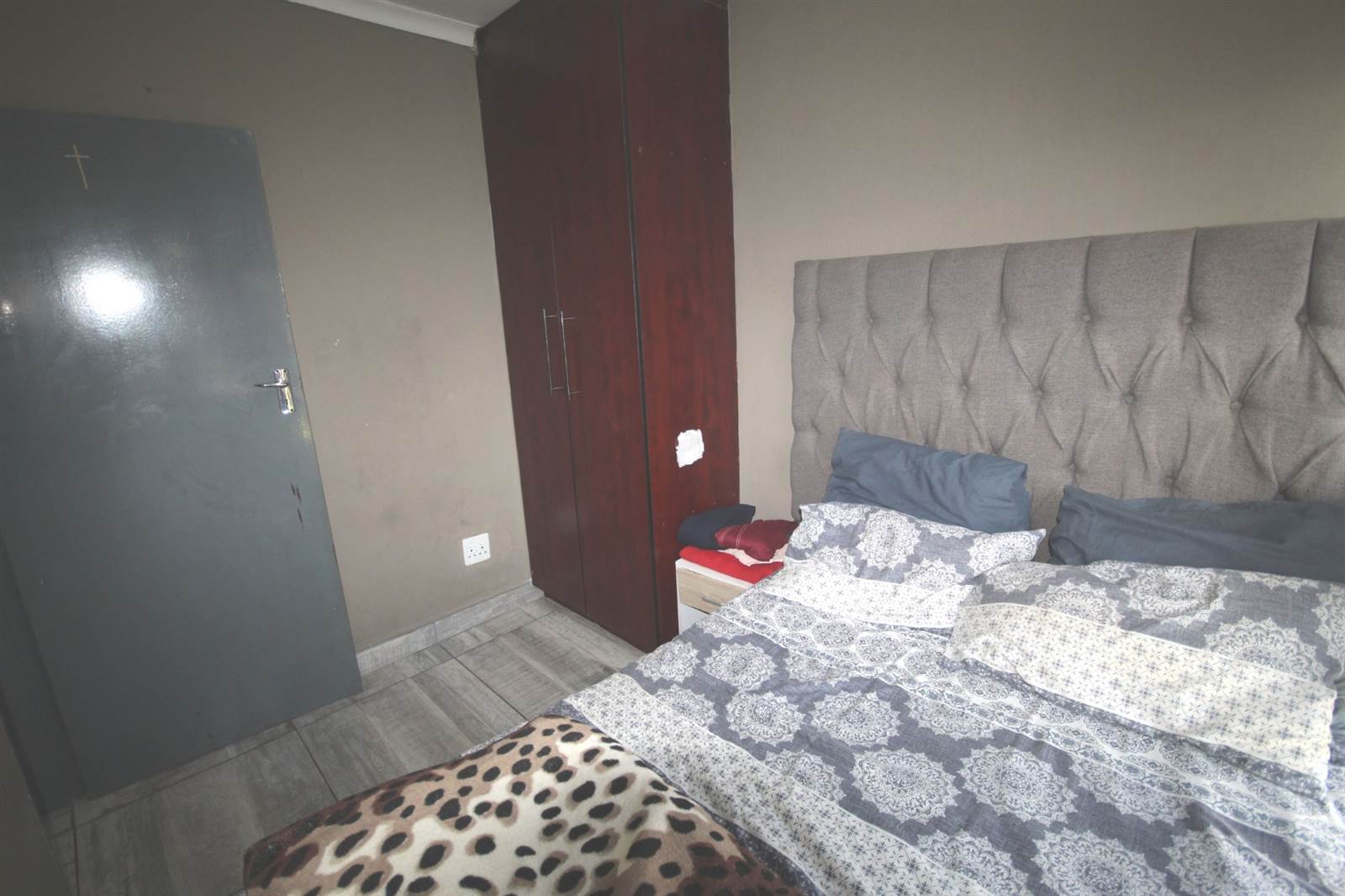 3 Bed Townhouse in Pretoria West photo number 17
