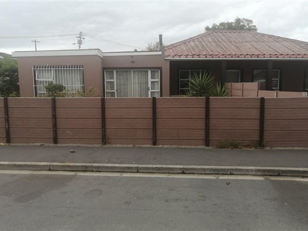 3 Bed House in Lansdowne