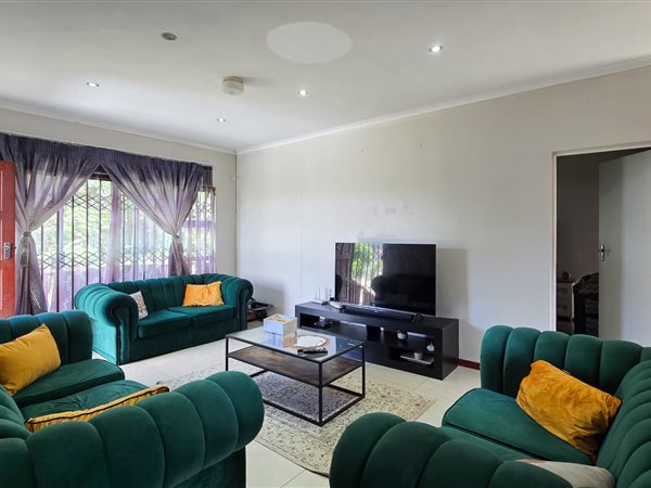 3 Bedroom House 3 Bedroom House