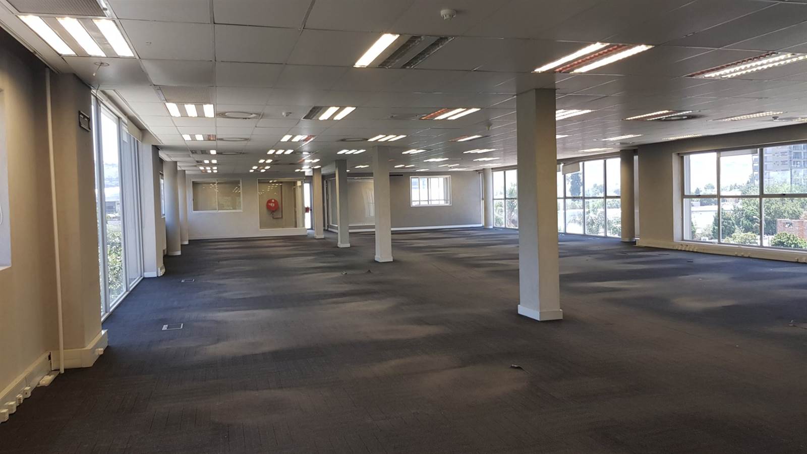749  m² Office Space in Bedfordview photo number 10