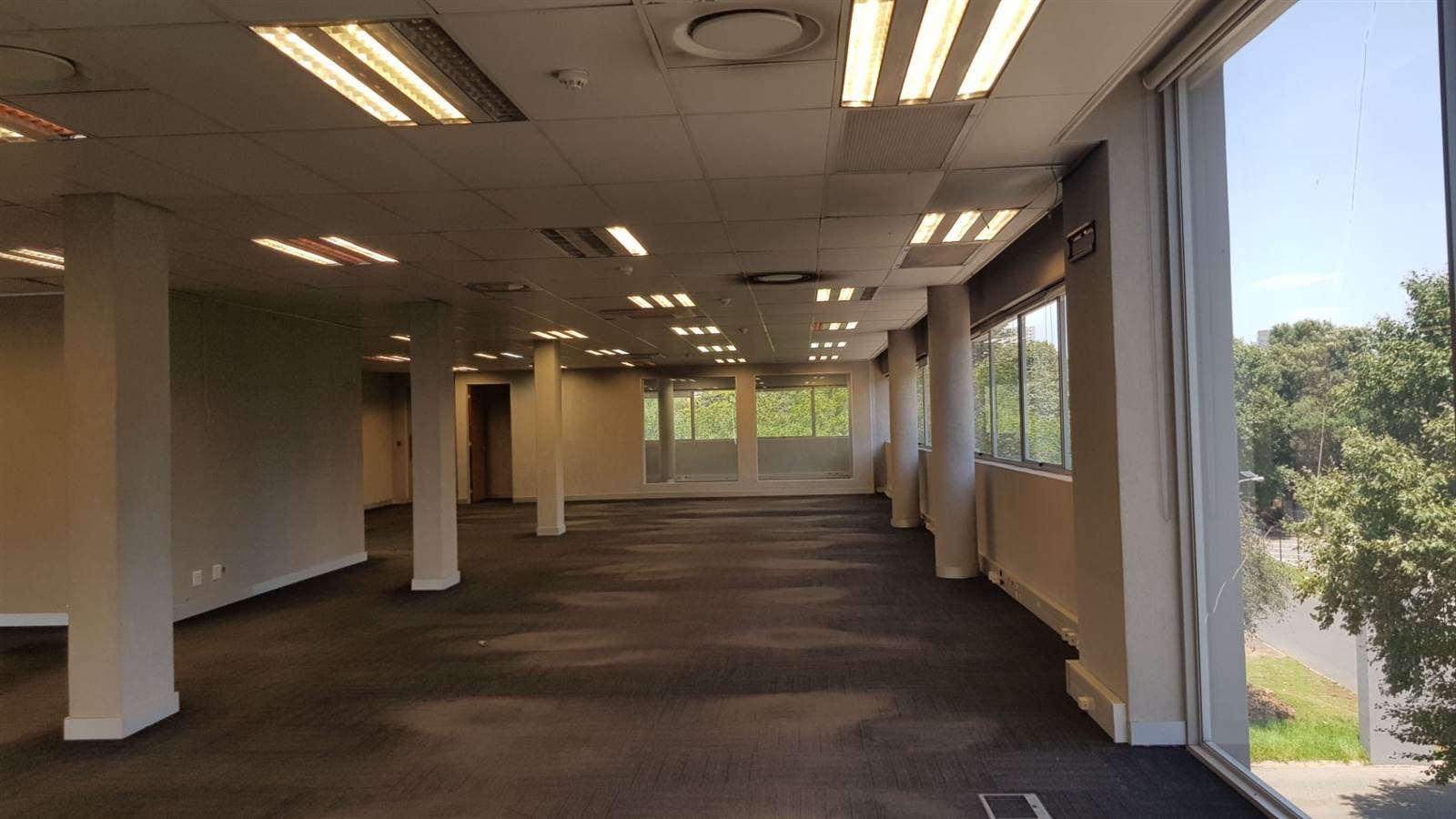 749  m² Office Space in Bedfordview photo number 14