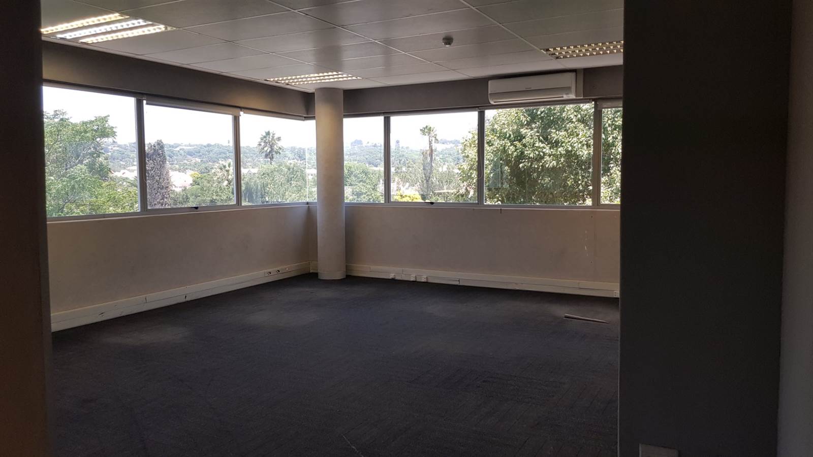749  m² Office Space in Bedfordview photo number 8