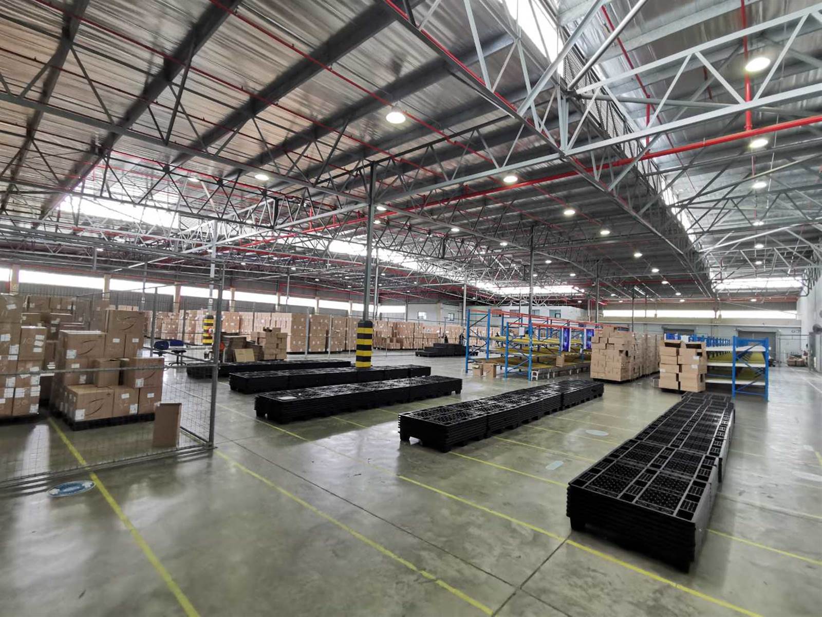4000  m² Industrial space in Riverhorse Valley photo number 9